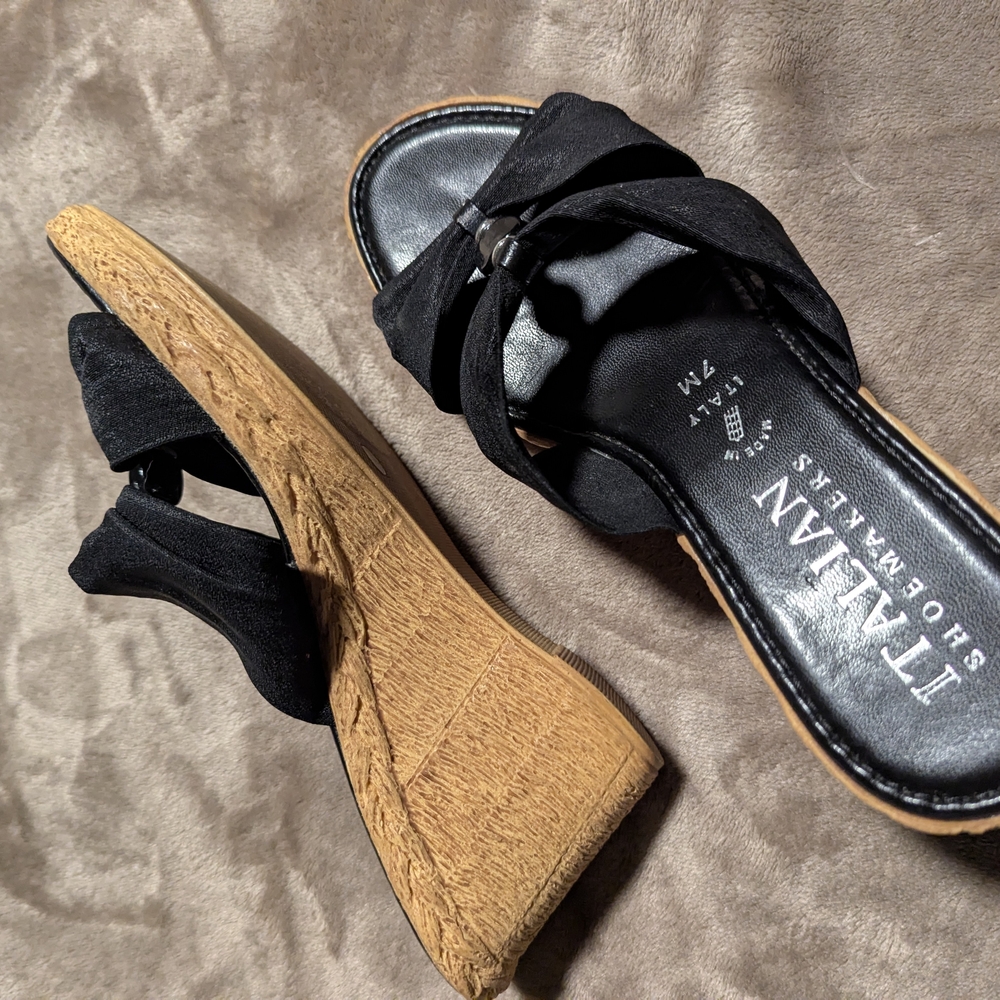 Life Stride Black and Tan Wedge Sandals